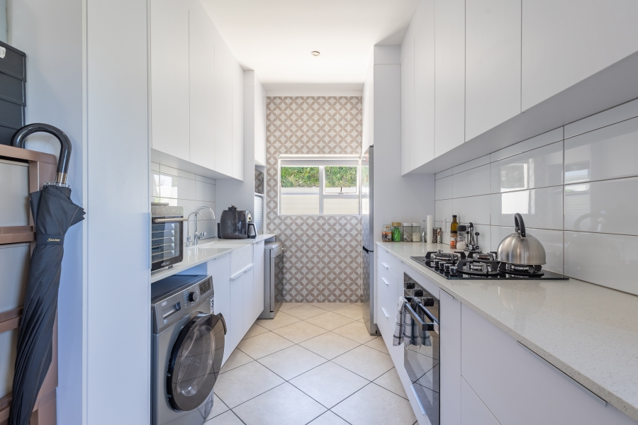 2 Bedroom Property for Sale in Hunters Estate Western Cape